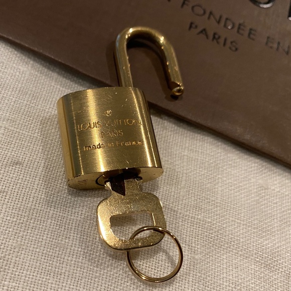 Louis Vuitton Brass Lock and Key - Picture 7 of 15